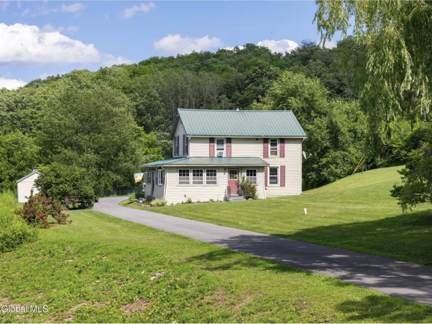 New York Farmhouse
