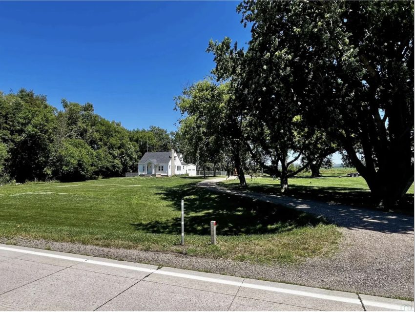 South Dakota Country Home