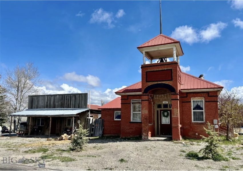 Montana Historic Schoolhouse