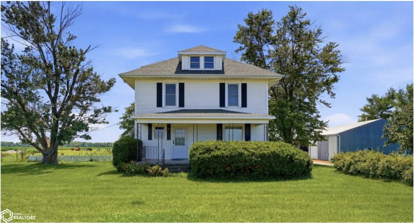 Iowa Country Home