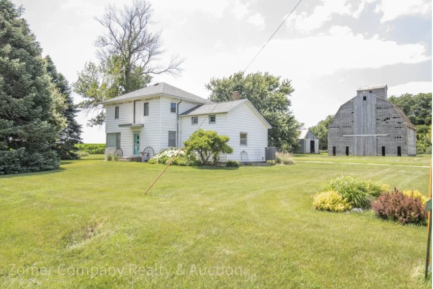 Iowa Farmhouse