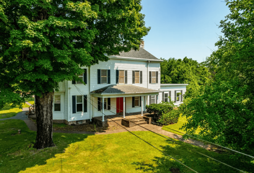 new york farmhouse