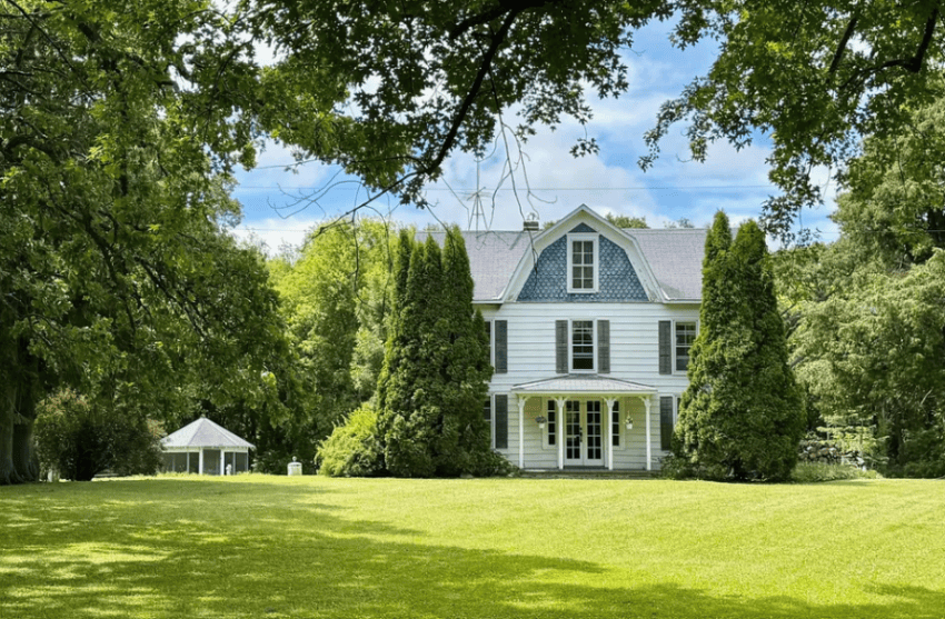 waterfront minnesota home