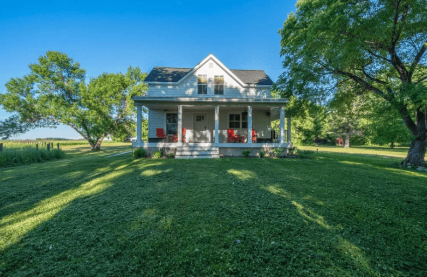 minnesota farmhouse
