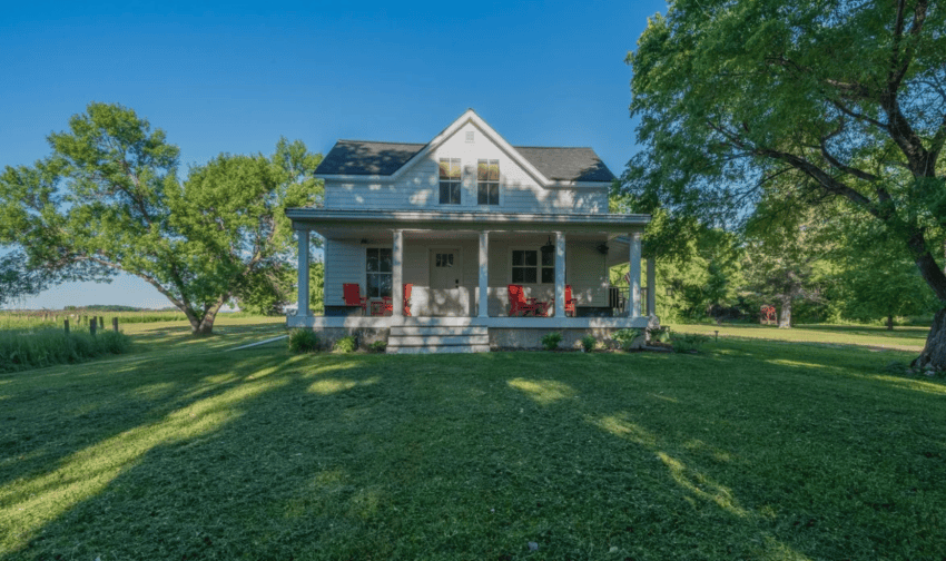 minnesota farmhouse