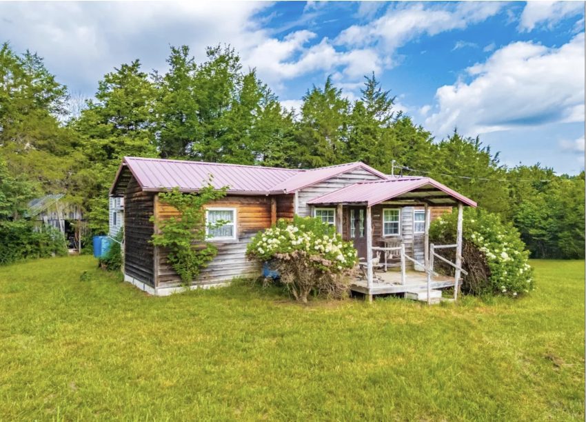 Ohio Rustic Country Cabin
