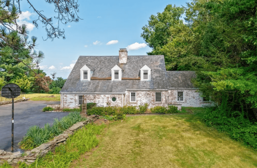 connecticut brick home